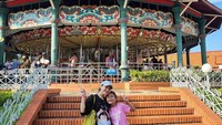 Wisata Jakarta, Ayu dan Bilqis menghabiskan waktuk di Dufan, Ancol (Ayu Tingting/Instagram)