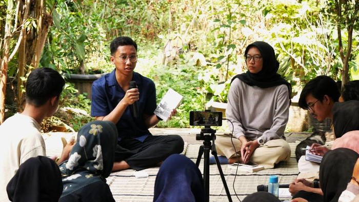 Kegiatan relawan literasi desa Odesa Indonesia