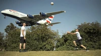 Kebanyakan orang datang dari Heathrow ke pusat kota London untuk berwisata, dan saya melakukan hal yang sebaliknya, ujar Taylor, yang tinggal di Newhaven, East Sussex.