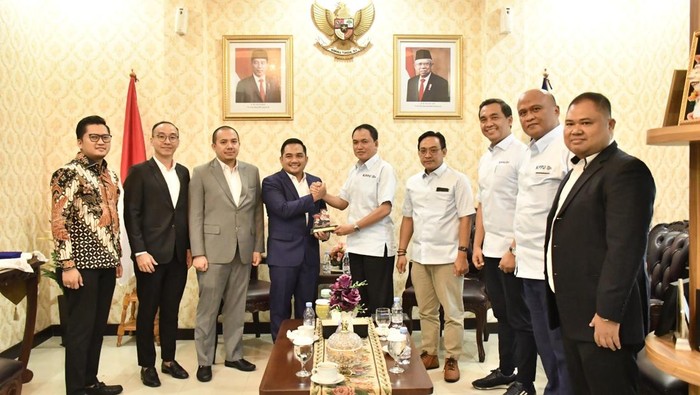 Komisi Pengawas Persaingan Usaha (KPPU)