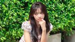 Viral Penjual Ayam Goreng Mirip Lisa BLACKPINK, Ini Potretnya