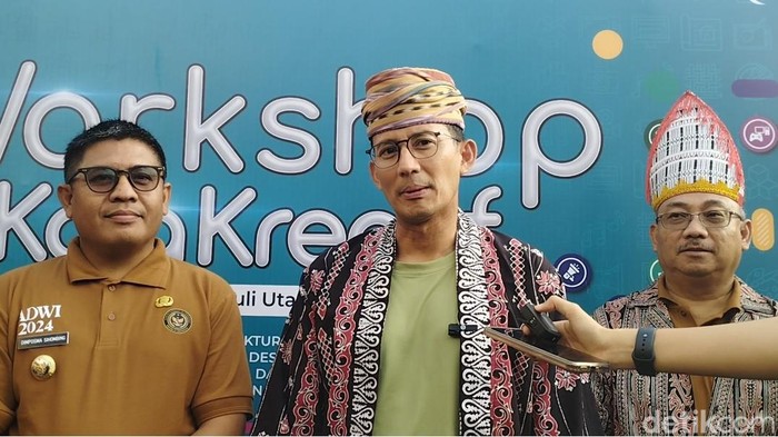 Menparekraf Sandiaga Uno di Tapanuli Utara, Sumut. (Kartika Sari/detikSumut)