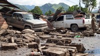 Berly menyebabkan hujan deras di negara bagian utara Sucre, yang menyebabkan sungai meluap dan memicu banjir. Maduro membenarkan 400 rumah hilang total.