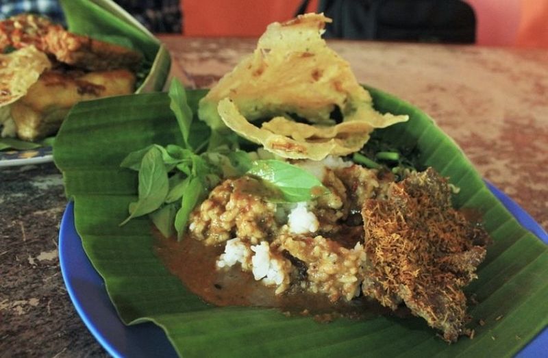 Nasi pecel khas Madiun di Jakarta