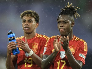 Lamine Yamal Maunya Nico Williams ke Barcelona, tapi...