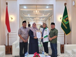 Novi-Talif Kantongi Tiket Partai Kabah untuk Maju Pilbup Sumbawa 2024