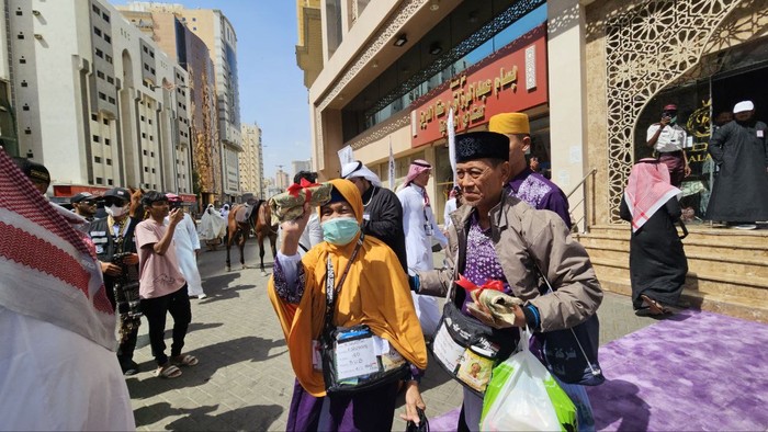Pelepasan kepulangan kloter SUB-46 di Makkah