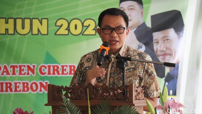 Pj Bupati Cirebon Wahyu Mijaya