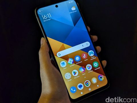 Poco M6 4G