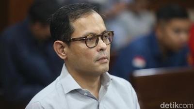 Potret Edward Divonis 5 Tahun Penjara di Kasus Korupsi BTS