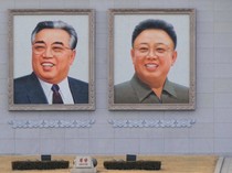 Rumah di Korut Wajib Pajang 2 Foto Sakral Ini, Letaknya Harus Paling Tinggi!