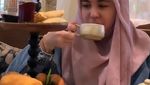 Potret Risty Tagor yang Hobi Nongkrong Cantik di Kafe