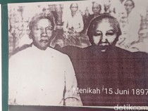 Kisah Cinta Orang Tua Bung Karno: Berawal dari Pandangan Pertama