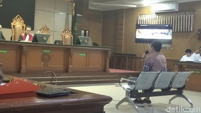 Suasana sidang praperadilan Pegi Setiawan di PN Bandung dengan agenda keterangan ahli dari Polda Jabar.