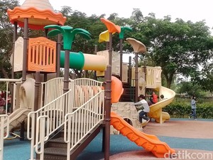 Taman Sungai Kendal di Jakarta Utara: Gratis, Bebas Asap Rokok, Fasilitas Lengkap