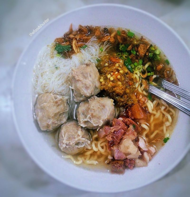 Tempat kuliner di Tebet yang legendaris dan populer