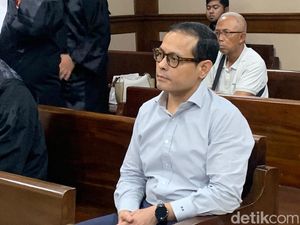 Terdakwa Korupsi BTS Edward Hutahaean Divonis 5 Tahun Penjara