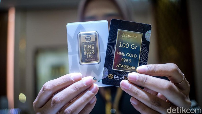 Waduh! Harga Emas Tembus Rekor Termahal Hari Ini Harga emas hari ini keluaran Logam Mulia Antam 24 karat, naik tinggi kalau ketimbang kemarin. Harga emas hari ini tembus ke level tertinggi di Rp 1.378.000 per gram.