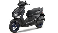 Bagian tengah hingga ke belakang terlihat sporty berkat tarikan-tarikan agresif. Selongsong knalpotnya dibuat menanjak dan handle jok belakangnya dirancang terpisah. Foto: Doc. Yamaha Taiwan.