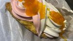 Ada Roti Korea hingga Tahu Aci Gejrot Pedas di GW Food Bekasi