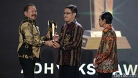 Adhyaksa Awards adalah anugerah penghargaan bagi insan Kejaksaan yang digelar oleh detikcom dan didukung penuh oleh Kejaksaan Agung. Seleksi dilakukan sejak Maret 2024.
