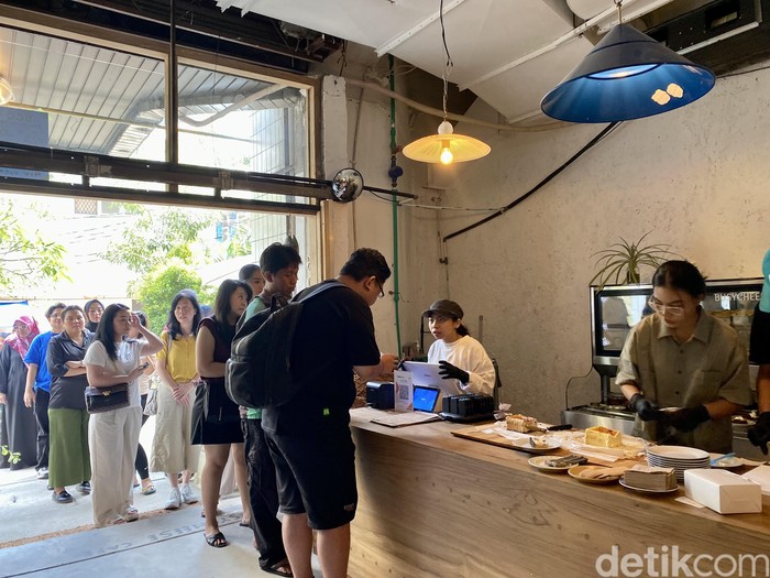 Busy Cheese Cafe Busy Cheese Cafe