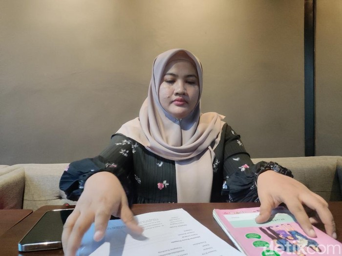 Nurul Hidayah Isnaniyah (36) saat ditemui wartawan di salah satu kafe di Wonosari, Gunungkidul, Kamis (4/7/2024).