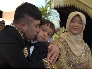 Irfan Hakim Hadiahi Putranya Kuda Impor dari Eropa