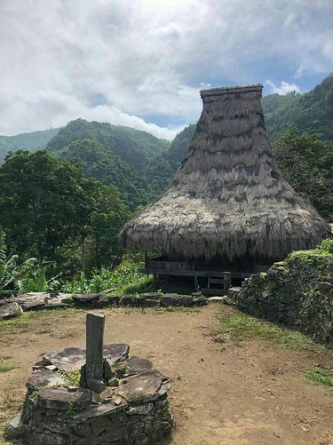 Kampung Adat Saga terletak di Desa Saga, Kecamatan Detusoko, Kabupaten Ende, NTT. (Instagram @overlandboys)