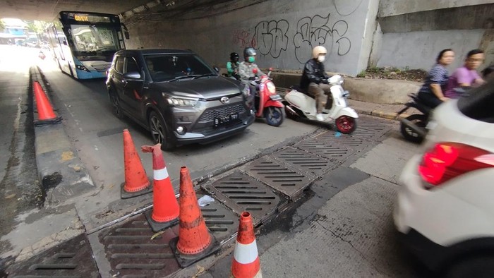 Kemacetan di Underpass Manggarai terurai usai perbaikan gorong-gorong (Fawdi/detikcom)
