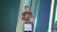 Adhyaksa Awards adalah anugerah penghargaan bagi insan Kejaksaan yang digelar oleh detikcom dan didukung penuh oleh Kejaksaan Agung. Seleksi dilakukan sejak Maret 2024. Dalam menyeleksi, detikcom menjaring ribuan jaksa lewat masukan dari masyarakat, hingga masukan dari internal kejaksaan.