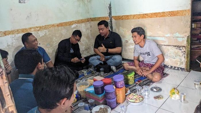 Laka kerja Miwon Gresik