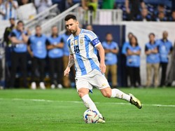 Messi turut jadi penendang penalti terbanyak di panggung internasional dengan 32 kali (Getty Images/Logan Riely)