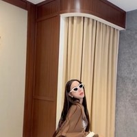 Sebelumnya Lucinta sendiri diketahui sudah pernah menjalani operasi plastik di hampir seluruh bagian wajahnya. Tak hanya wajah, pita suara, payudara, dan bokongnya juga sudah pernah menjalani oplas. Foto: Instagram/@lucintaluna_manjalita