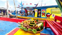 Melihat pentingnya peran nelayan dan bertepatan dengan diperingatinya Hari Nelayan Internasional setiap tanggal 29 Juni, maka Himpunan Nelayan Seluruh Indonesia (HNSI) menggelar Syukuran Nelayan Kabupaten Serang 2024 dengan mengusung semangat ‘Nelayan Sejahtera Negara Kuat’. Hal itu dilakukan sebagai ketahanan pangan yang ditopang dari daerah produksi perikanan.