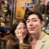 Ibu Nine Naphat juga diketahui pernah memblokir akun Instagram putranya, Baifern Pimchanok, dan staff agar tidak bisa melihat aktivitas mereka di media sosial. Foto: dok. Instagram @naphat_nine