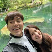 Pada Kamis (4/7/2024) malam, Nine Naphat mengadakan konferensi pers dan mengungkap bahwa dia telah putus dari Baifern Pimchanok. Bukan karena orang ketiga, melainkan terhalang restu ibunya. Foto: dok. Instagram @naphat_nine