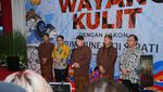 Momen Kapolri-Panglima TNI Nonton Wayang Kulit Lakon Tumurune Wiji Sejati