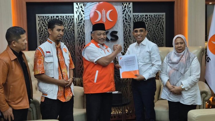 PKS beri surat rekomendasi untuk Anwar Hafid