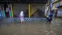 Hujan lebat melanda beberapa wilayah di India.