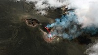 Gunung ini diyakini memiliki sejarah letusan terpanjang yang terdokumentasi di antara semua gunung berapi, dengan catatan sejak tahun 425 SM.   