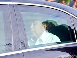 Sentilan PDIP soal Efek Mertua Bagi Bobby Nasution Ditepis Jokowi
