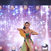 Kabar baik tersebut mulai menyebar luas melalui akun Instagram resmi Miss Supranational @misssupranational. Dalam video tersebut, pemandu acara menyebutkan nama Indonesia yang berhasil menang dalam penghargaan finalis paling berbakat di Miss Supranational 2024. #indonesia 🇮🇩 @harashtata memenangi Kompetisi Bakat Miss Supranational malam ini! Selamat!🥳, tulis keterangan @misssupranational. Foto: Dok. pribadi @officialputeriindonesia.