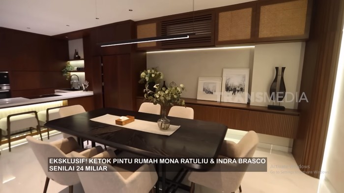 Rumah Mona Ratuliu dan Indra Brasco.