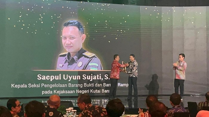 Inovasi Kejaksaan: Saepul Uyun Sujati Dinobatkan sebagai Jaksa Inovatif Terbaik 2024