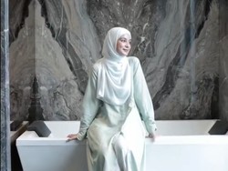 8 Potret Kamar Mandi Shireen Sungkar, Mewah Dengan Lantai & Dinding Marmer