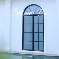 Melalui akun Instagram pribadinya Shireen membagikan video singkat tour kamar mandi di rumahnya. Bathroom tour. Maapin sedikit berantakan tapi ini tempat favorit buat me time, tulis Shireen di keterangan unggahannya. Foto: Instagram/@shireensungkar