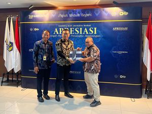 Taat Bayar Pajak, SKINTIFIC Indonesia Diapresiasi Kanwil DJP Jakbar