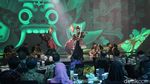 Tampil Berkebaya, Tri Vanita Meriahkan Panggung Adhyaksa Awards 2024