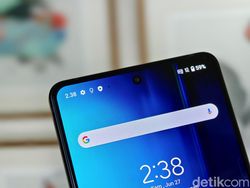 Unboxing Asus Zenfone 11 Ultra, Ukuran Lebih Besar Harga Rp 10 Juta